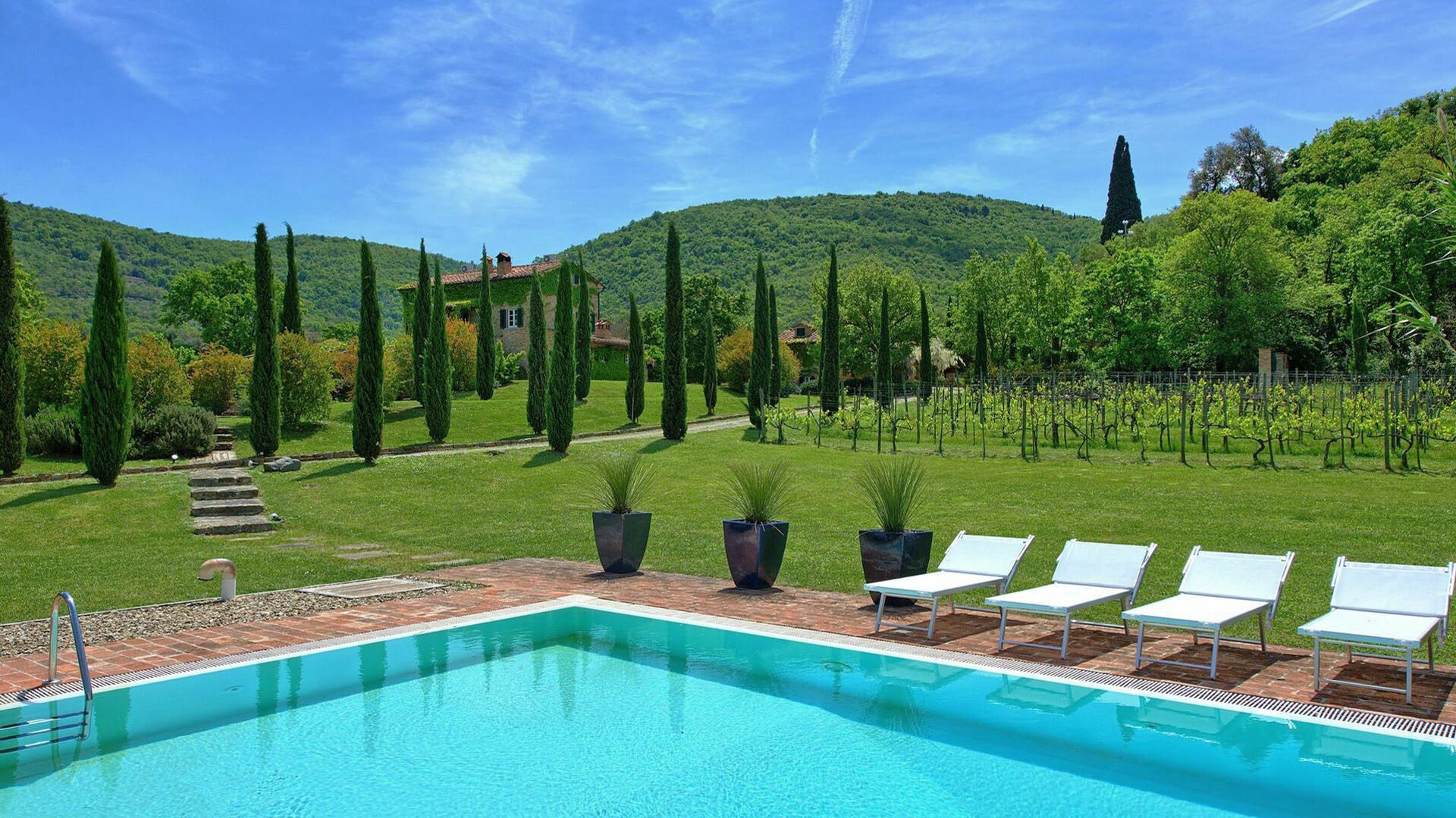 VILLA PERGOLA